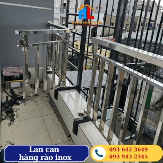Lan can ban công inox 