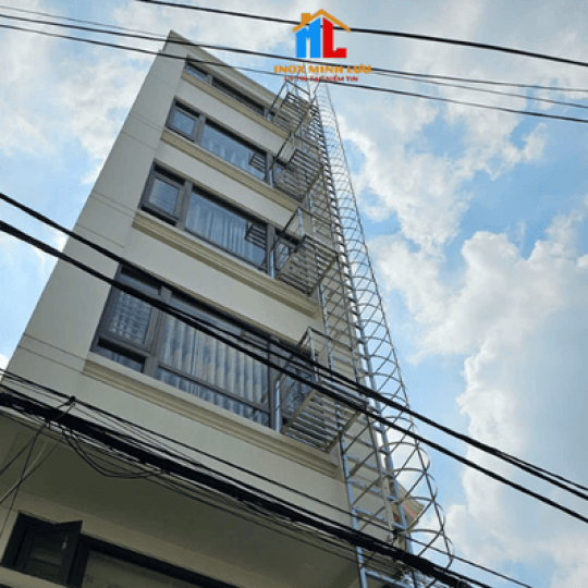 Cầu thang thoát hiểm